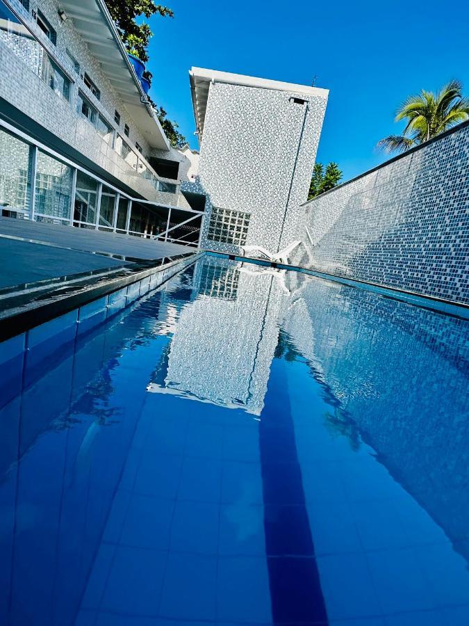 Pazzini Guaruja